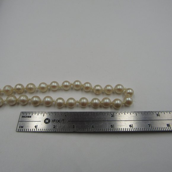 16" Sterling Silver Faux Pearl Necklace Vintage - Picture 3 of 4